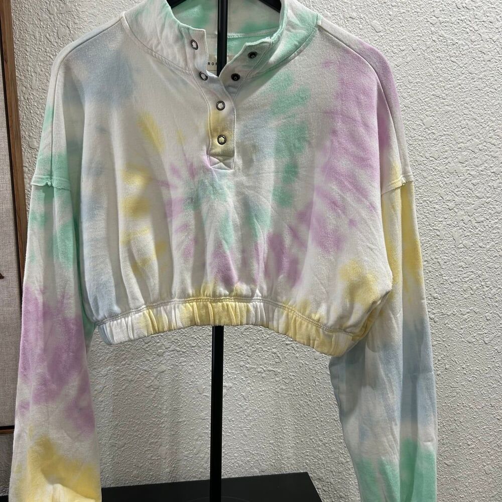 Aeropostale Crop Henley Tie Dyed Top Size L
